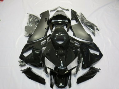 2005-2006 Matte and Gloss Black CBR600RR Fairings